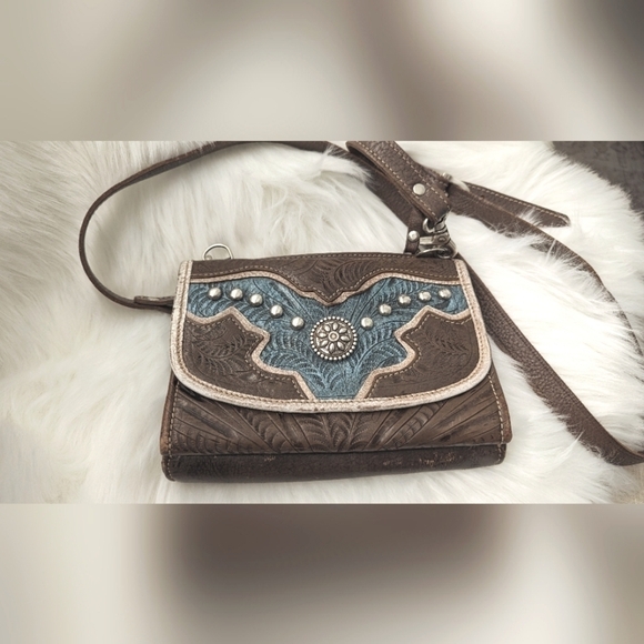 American Leather Co. Handbags - American West Genuine leather Western / Boho crossbody .